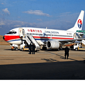 延安南泥湾空运公司航空快运业稳步发展的原因是什么？
